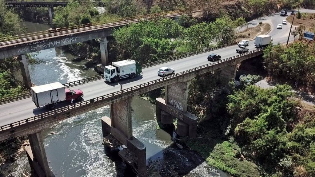 Obras em Sabará MG prometem desafogar trânsito na cidade