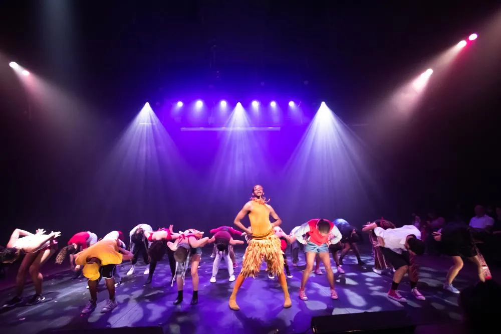 Ballet Jovem Minas Gerais retorna aos palcos com o espetáculo “O patinho feio” em Sabará. Primeira apresentação da coreografia será em Sabará,